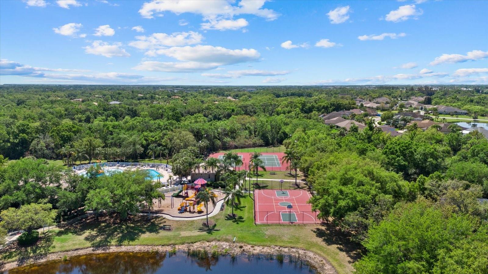 220 DOVE TRL, BRADENTON, FL, 34212