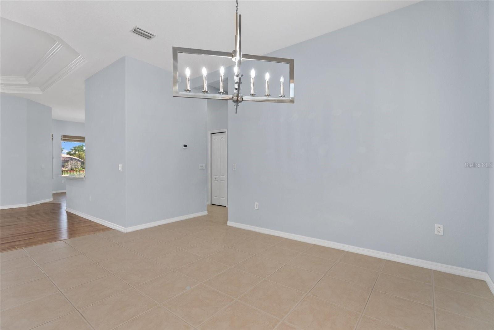 220 DOVE TRL, BRADENTON, FL, 34212