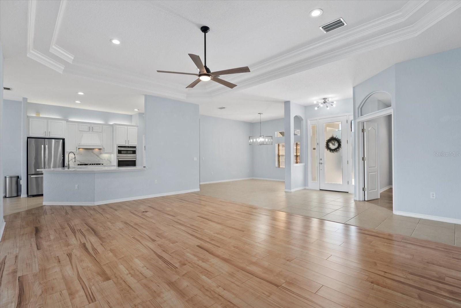 220 DOVE TRL, BRADENTON, FL, 34212