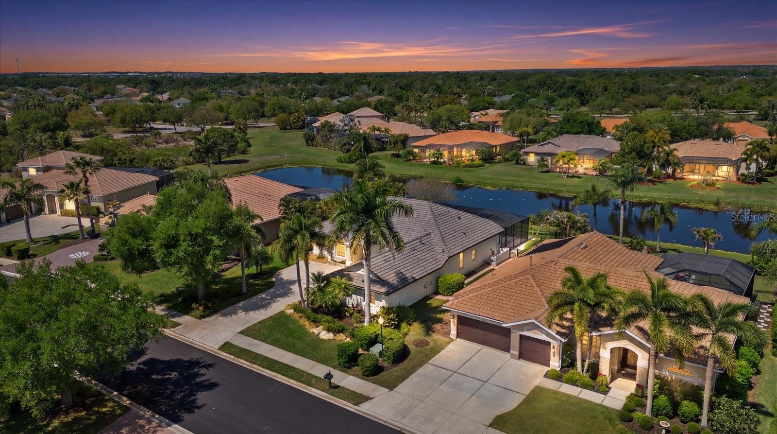 220 DOVE TRL, BRADENTON, FL, 34212