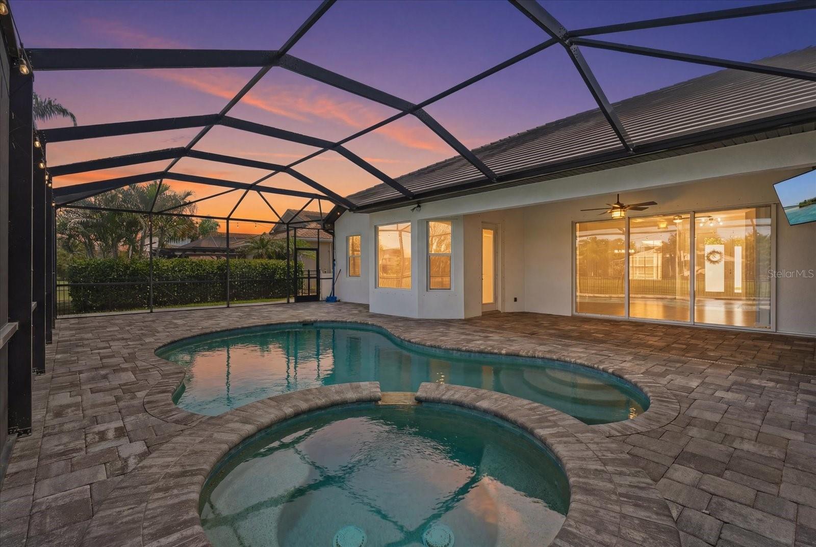 220 DOVE TRL, BRADENTON, FL, 34212