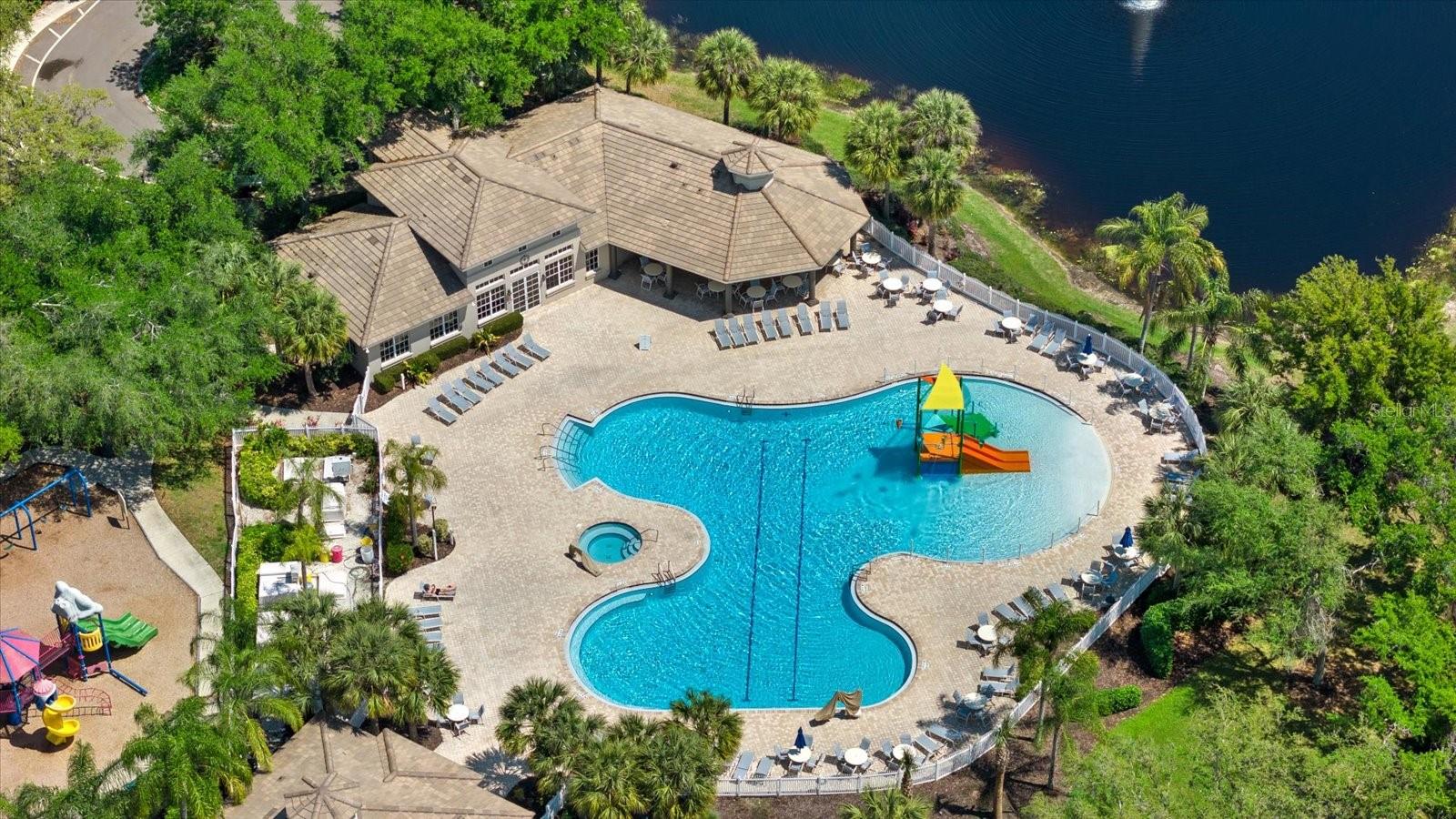 220 DOVE TRL, BRADENTON, FL, 34212