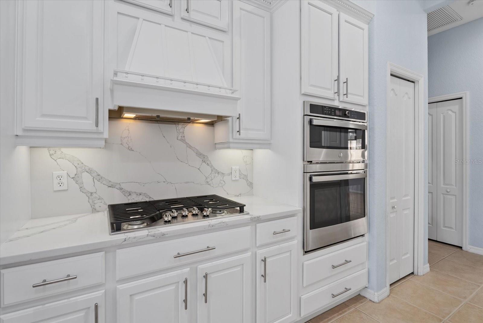 220 DOVE TRL, BRADENTON, FL, 34212