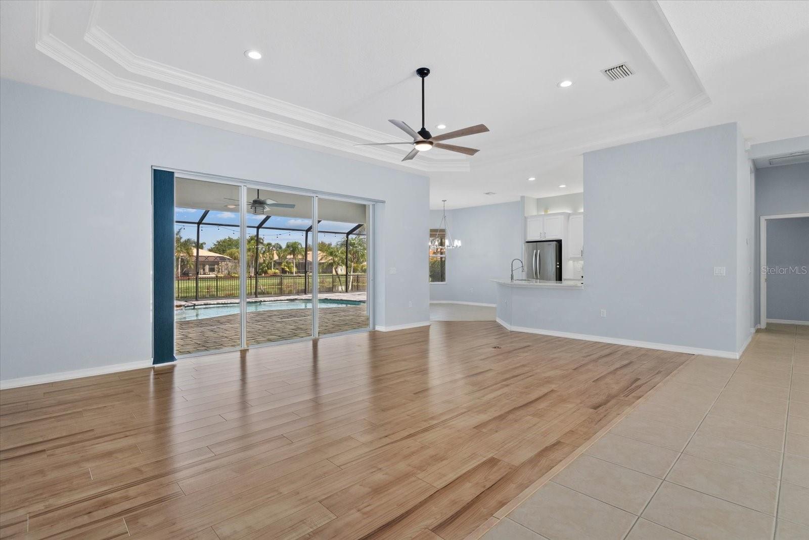 220 DOVE TRL, BRADENTON, FL, 34212