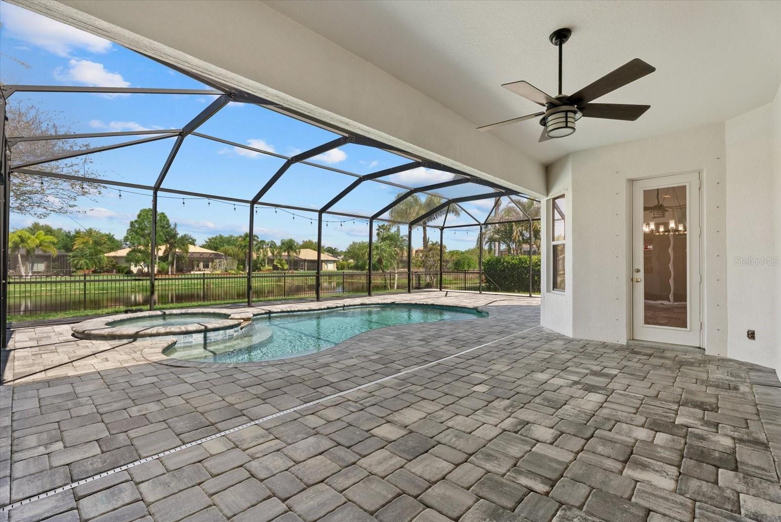 220 DOVE TRL, BRADENTON, FL, 34212