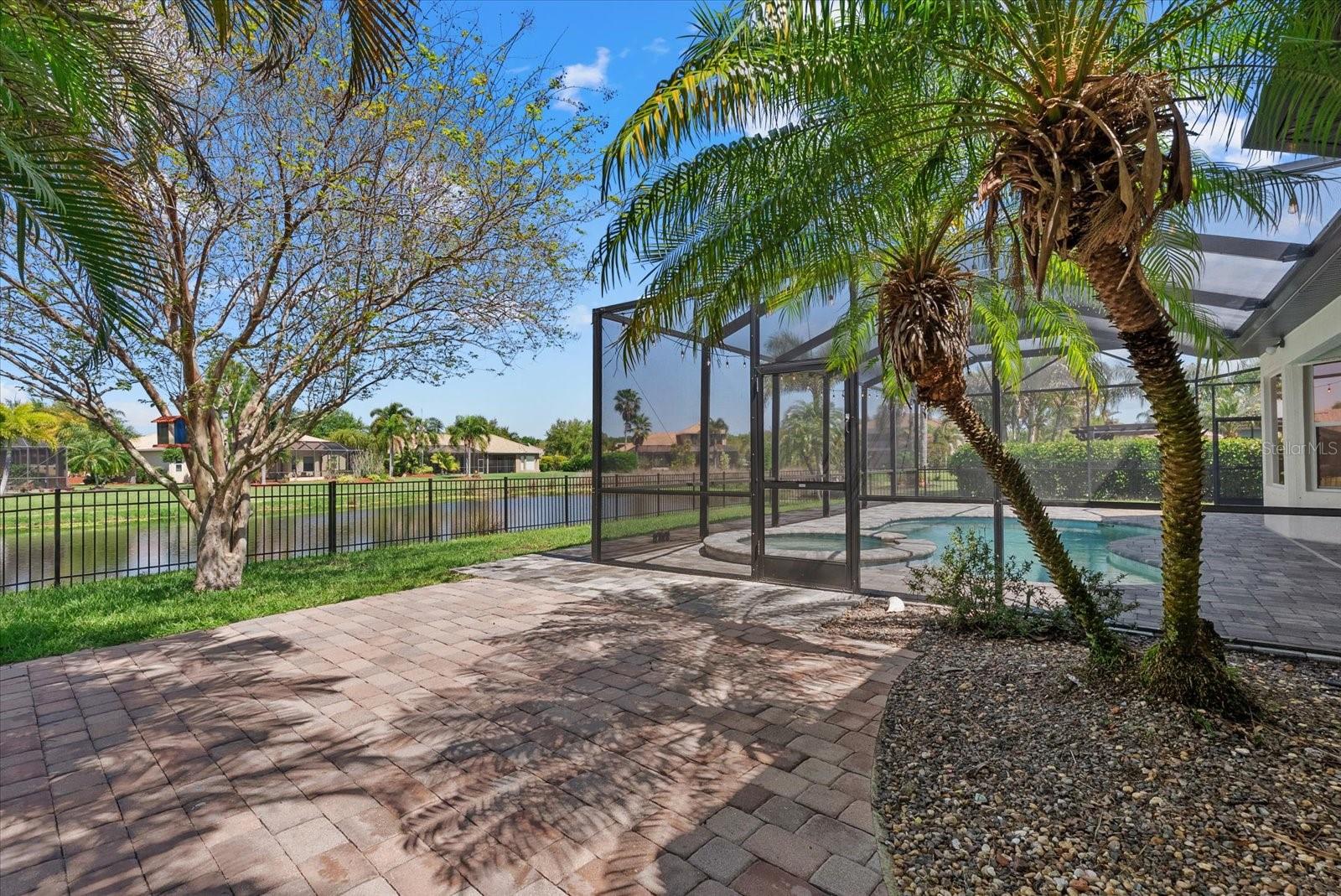 220 DOVE TRL, BRADENTON, FL, 34212