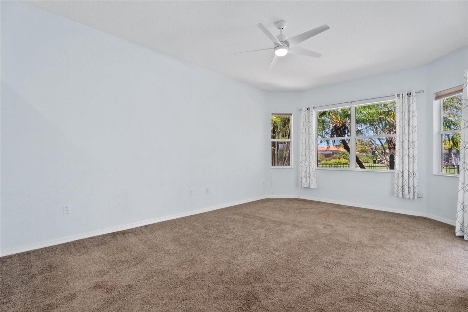 220 DOVE TRL, BRADENTON, FL, 34212