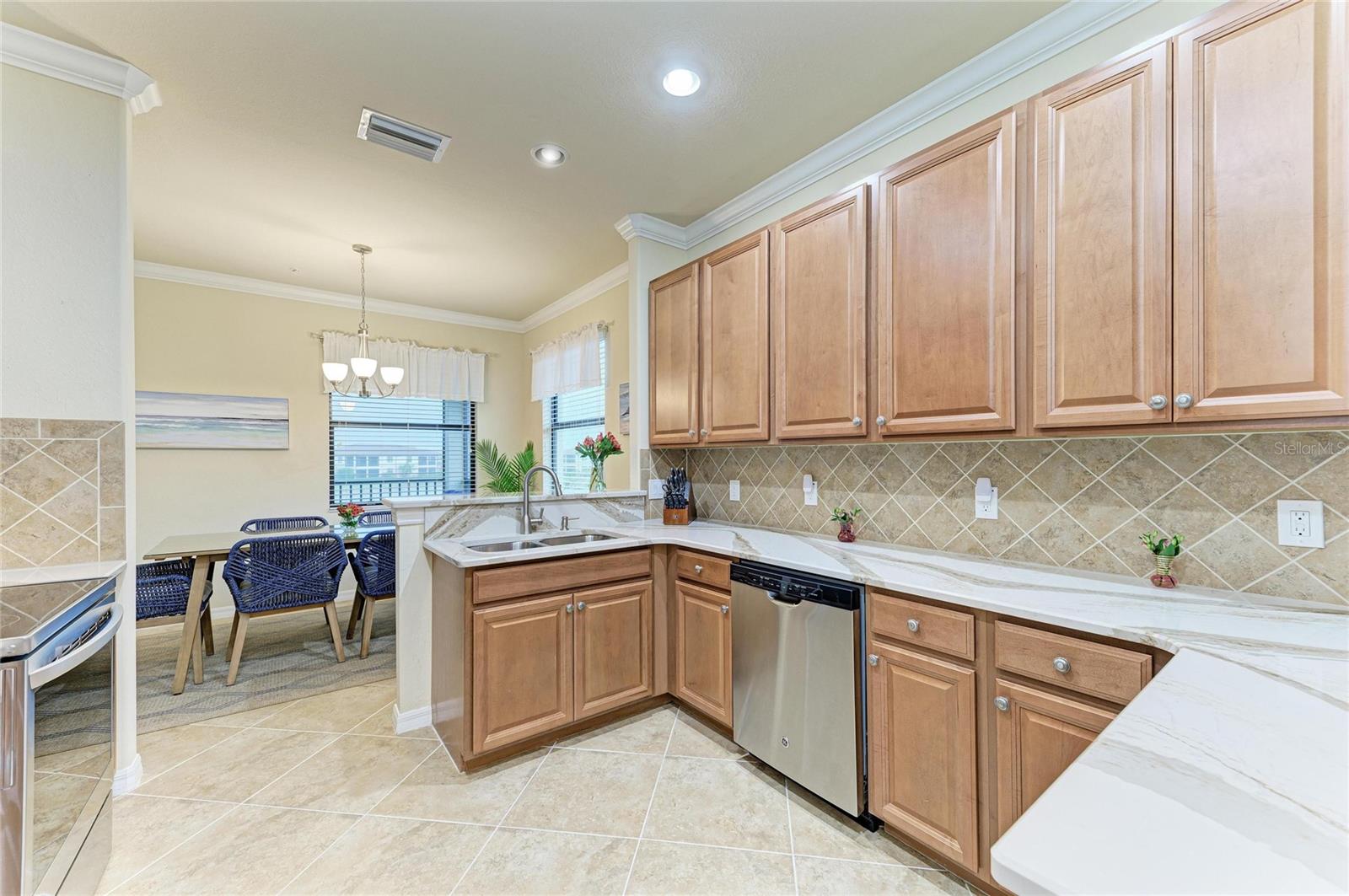 20221 RAGAZZA CIR #202, VENICE, FL, 34293