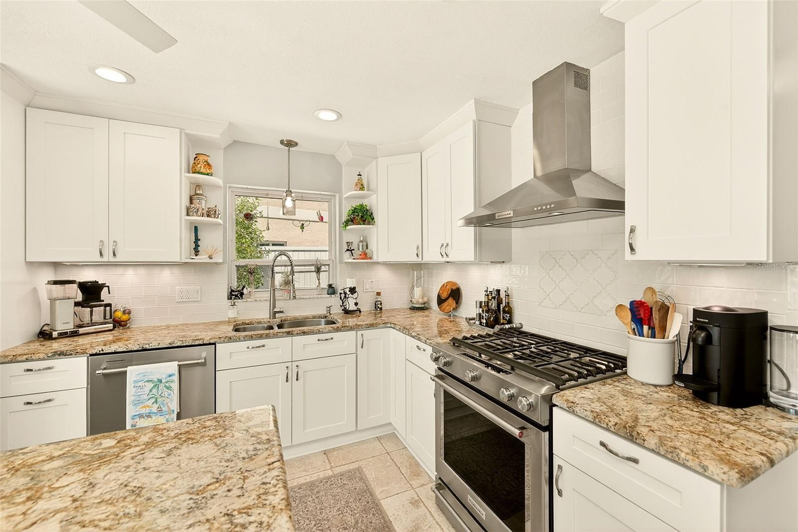 441 HARBOR DR S, INDIAN ROCKS BEACH, FL, 33785