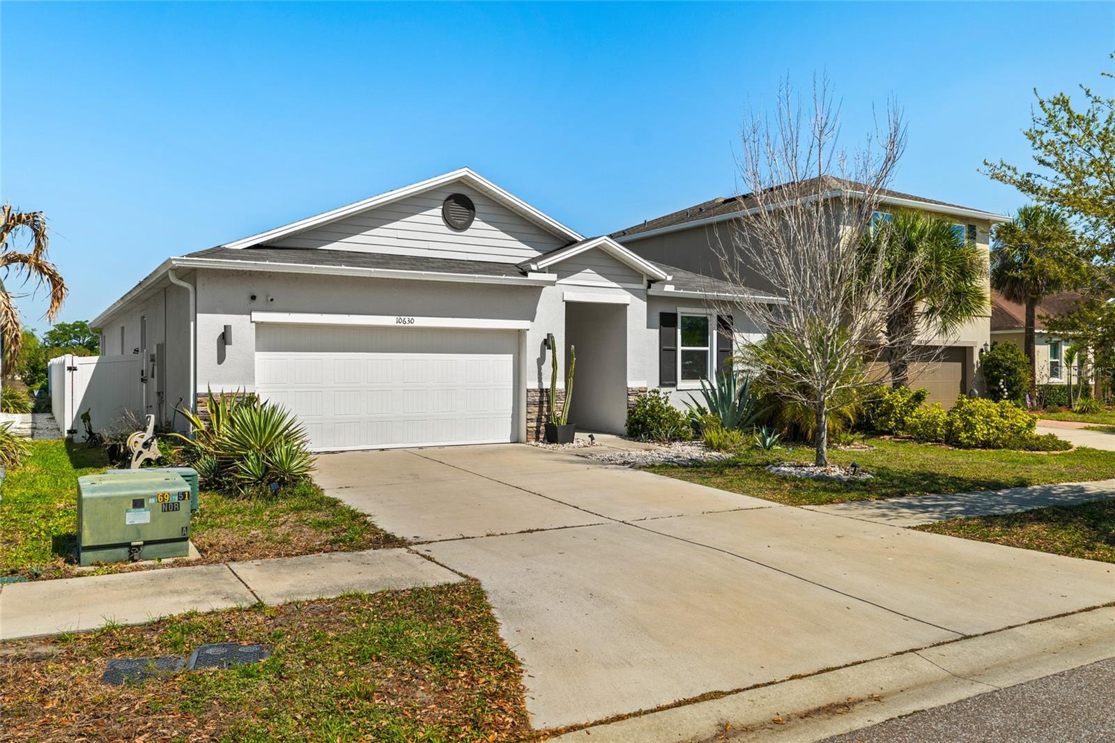 10630 MEDFORD LAKE DR, RIVERVIEW, FL, 33578