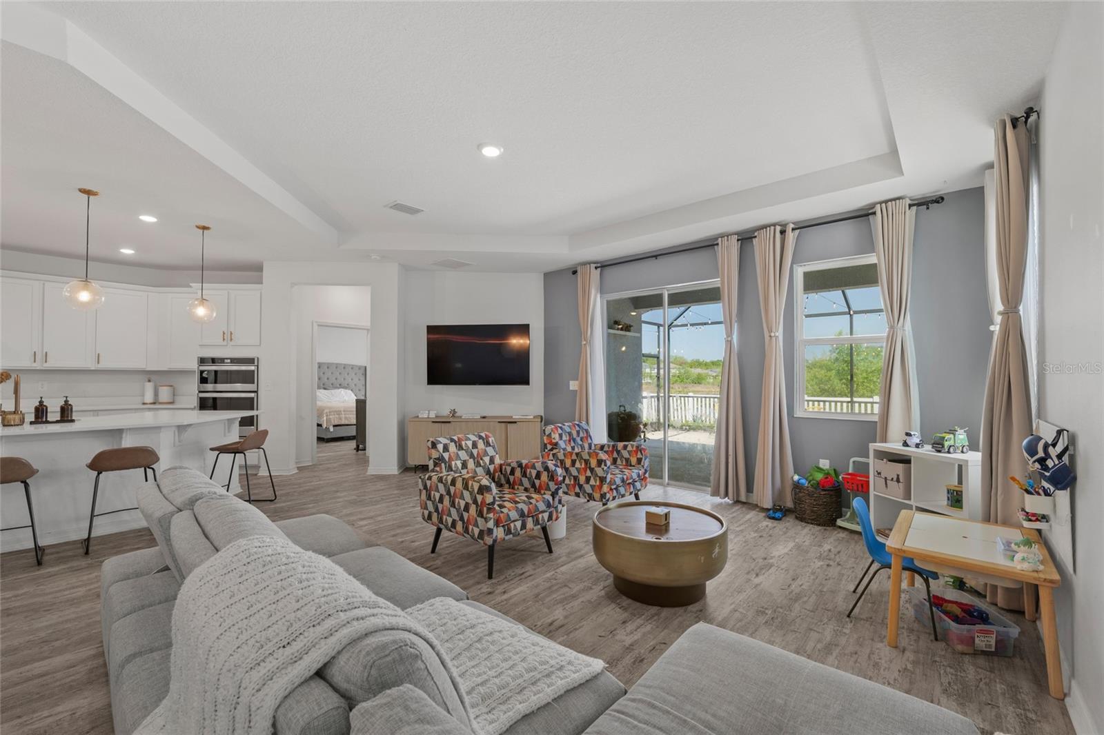 10630 MEDFORD LAKE DR, RIVERVIEW, FL, 33578
