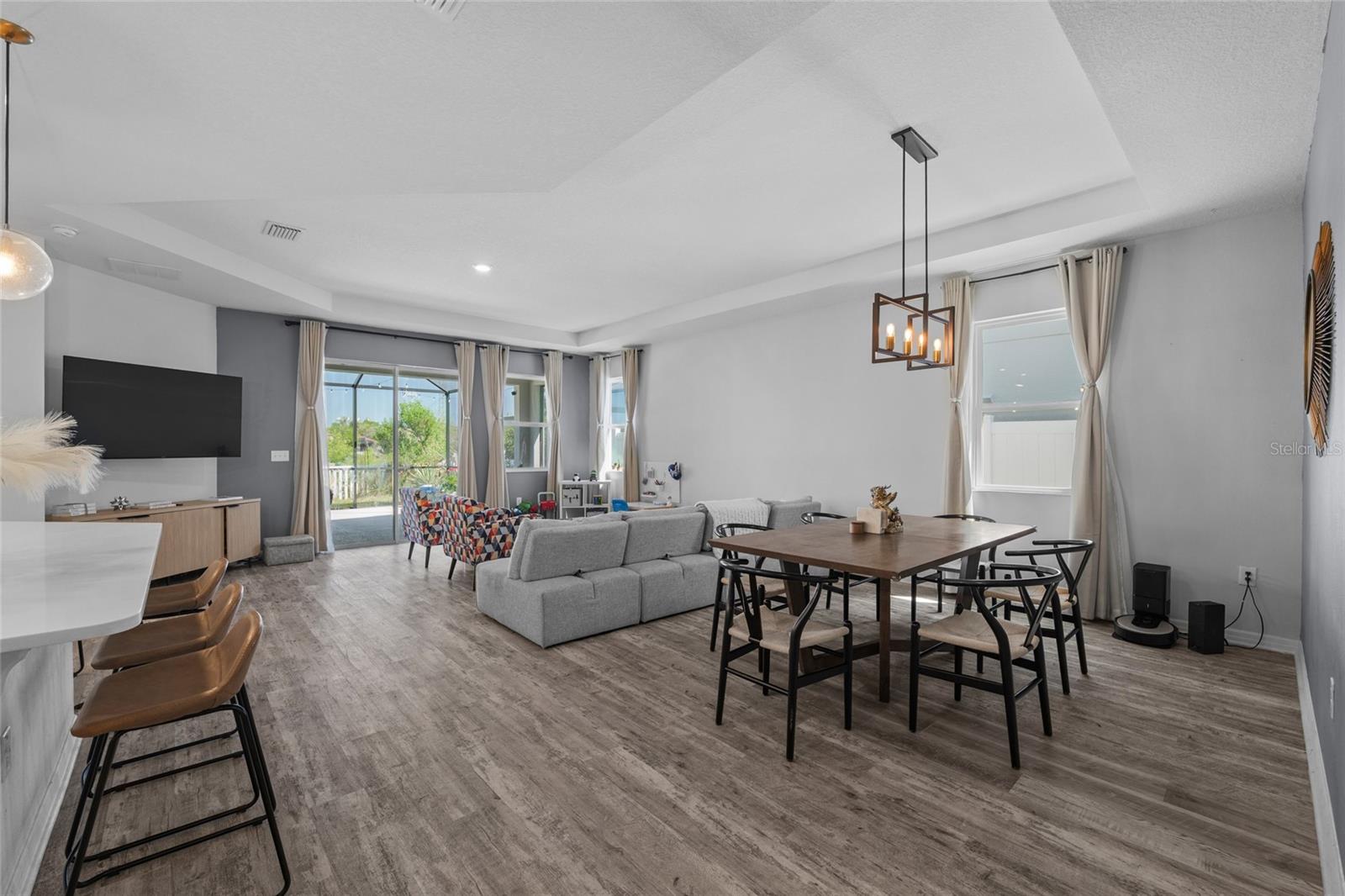 10630 MEDFORD LAKE DR, RIVERVIEW, FL, 33578