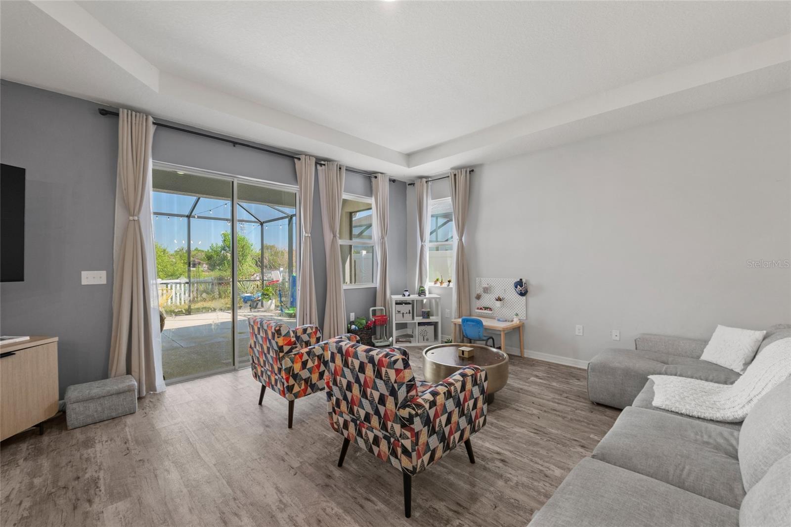 10630 MEDFORD LAKE DR, RIVERVIEW, FL, 33578