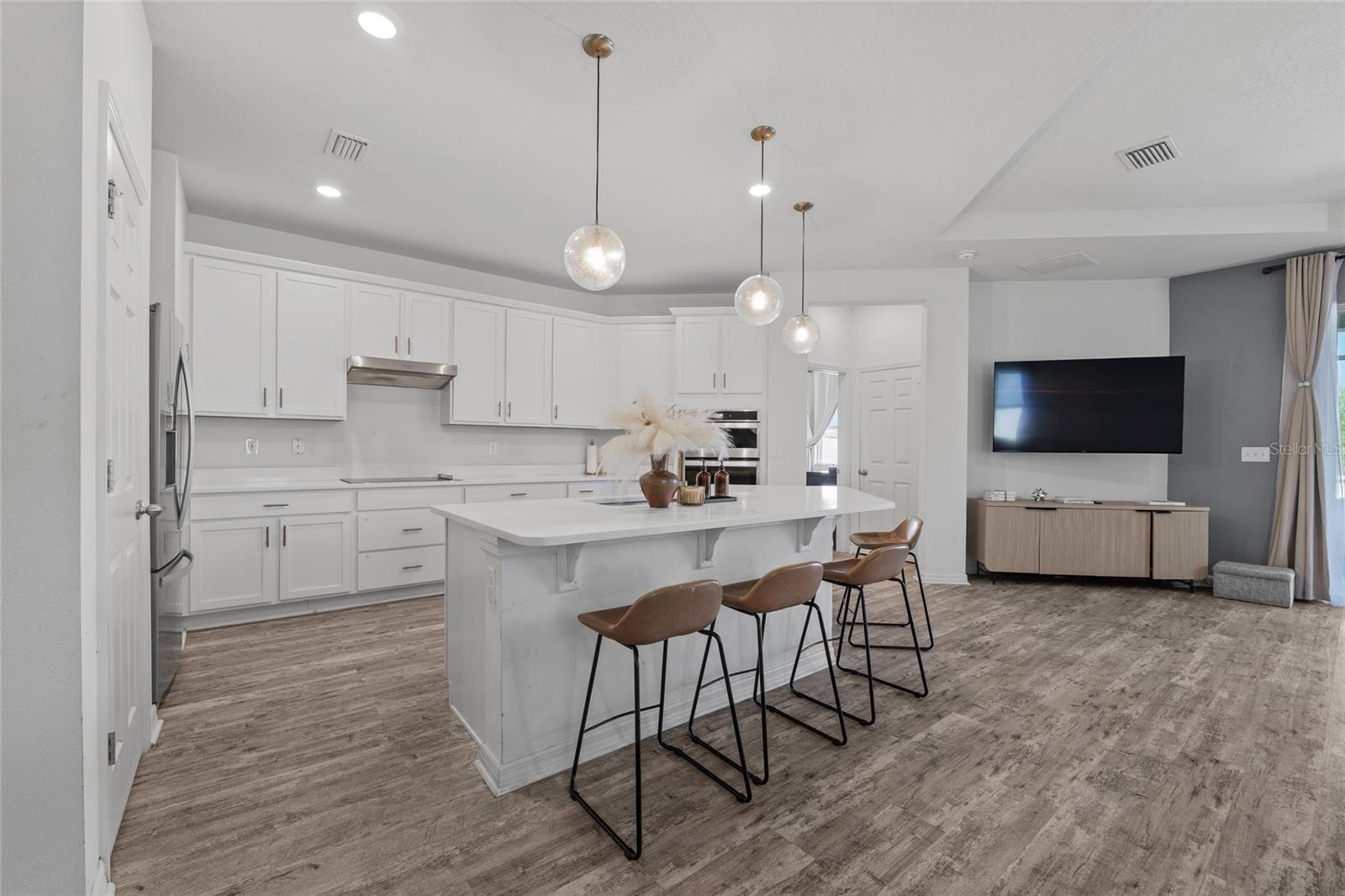 10630 MEDFORD LAKE DR, RIVERVIEW, FL, 33578