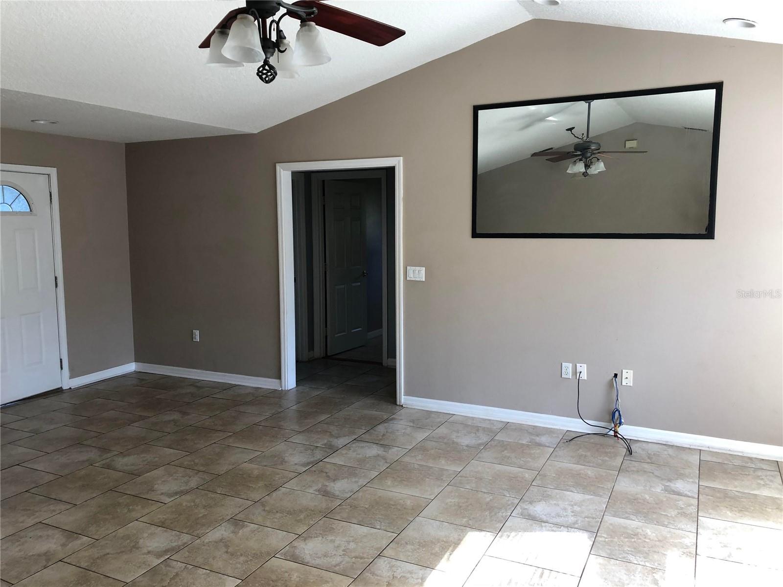 616 E 1ST ST, APOPKA, FL, 32703