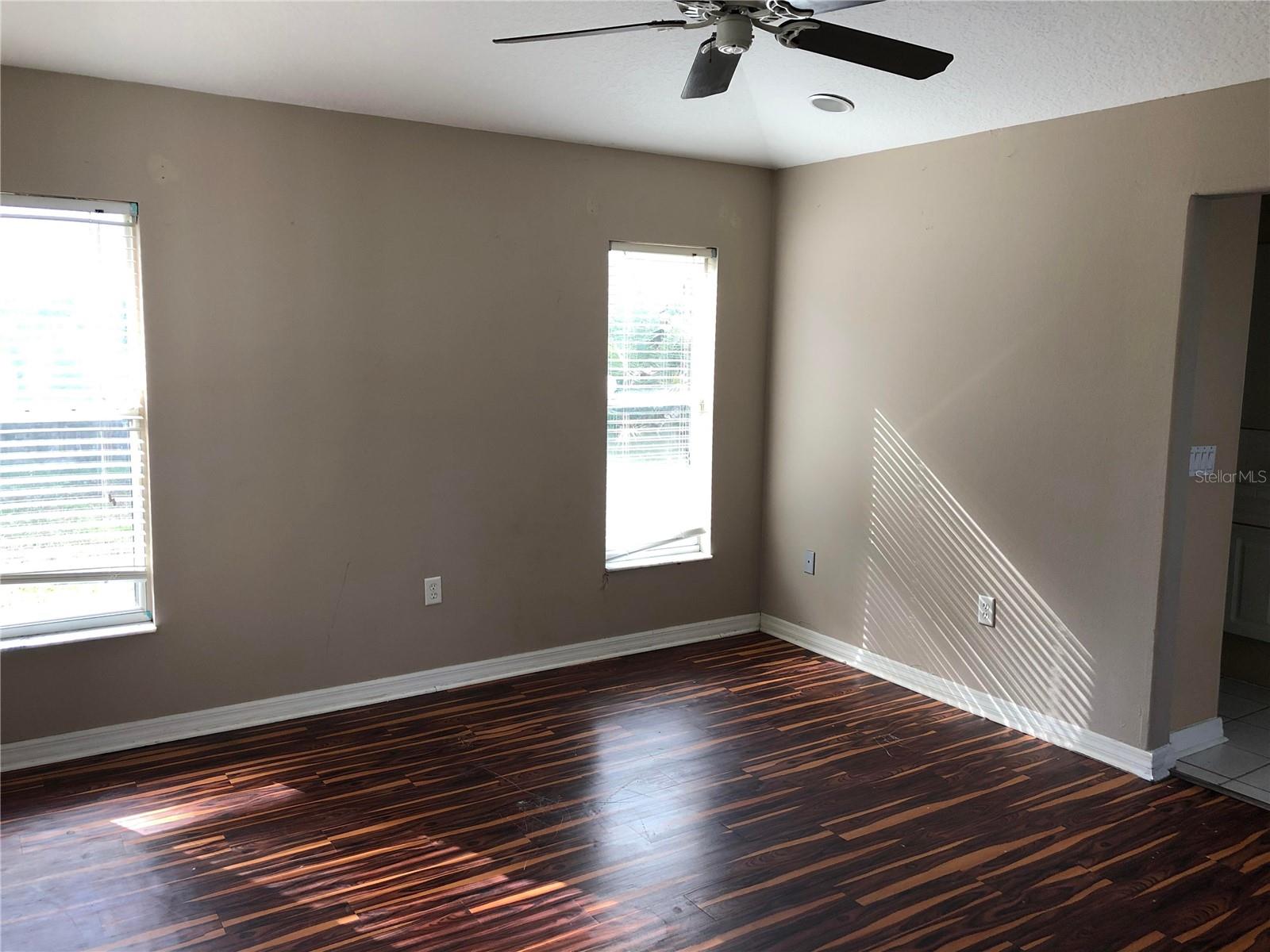 616 E 1ST ST, APOPKA, FL, 32703