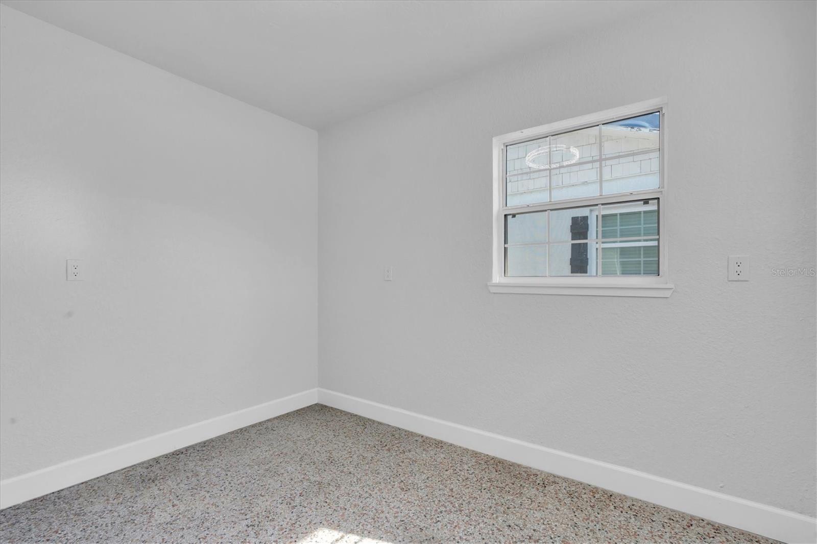 119 147TH AVE E, MADEIRA BEACH, FL, 33708