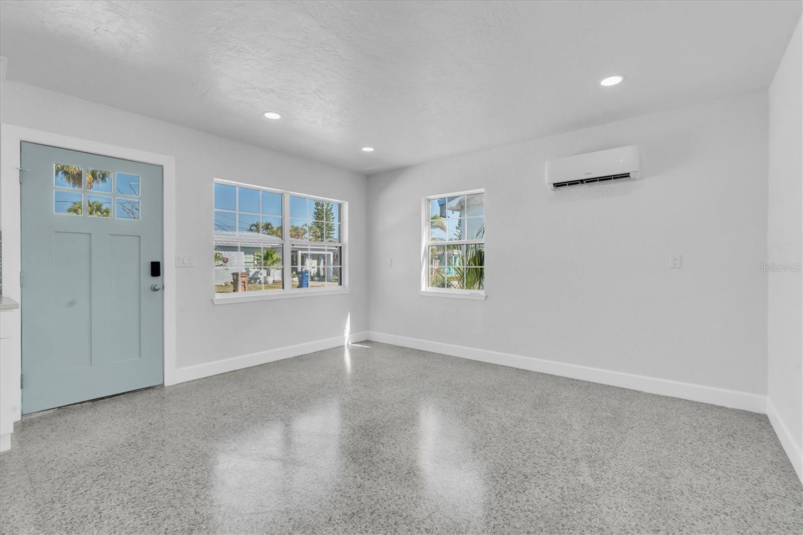 119 147TH AVE E, MADEIRA BEACH, FL, 33708