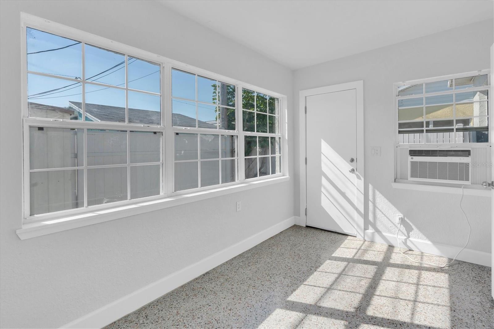 119 147TH AVE E, MADEIRA BEACH, FL, 33708