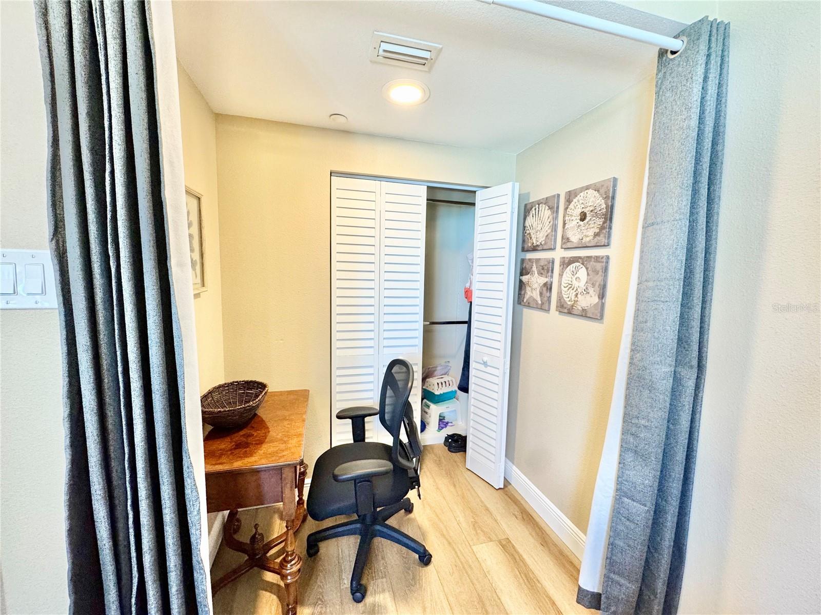 1520 GULF BLVD #1403, CLEARWATER BEACH, FL, 33767
