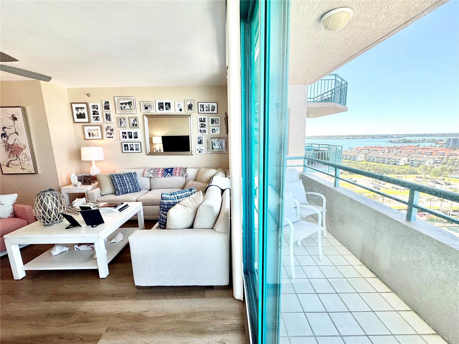 1520 GULF BLVD #1403, CLEARWATER BEACH, FL, 33767