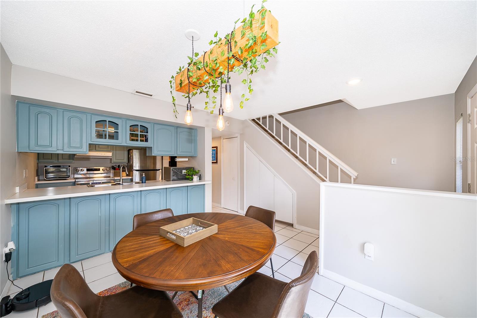 1073 LOVE LN #1, APOPKA, FL, 32703