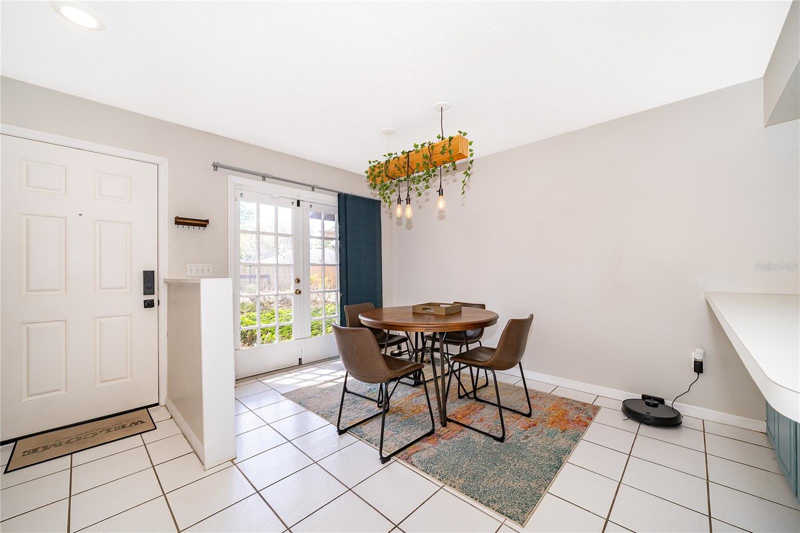 1073 LOVE LN #1, APOPKA, FL, 32703
