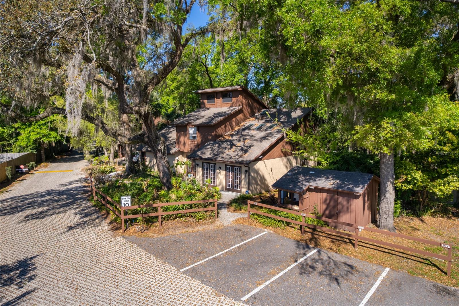 1073 LOVE LN #1, APOPKA, FL, 32703