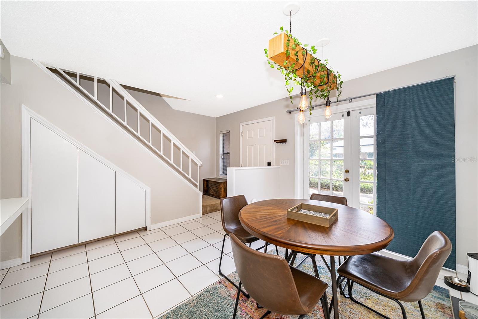 1073 LOVE LN #1, APOPKA, FL, 32703