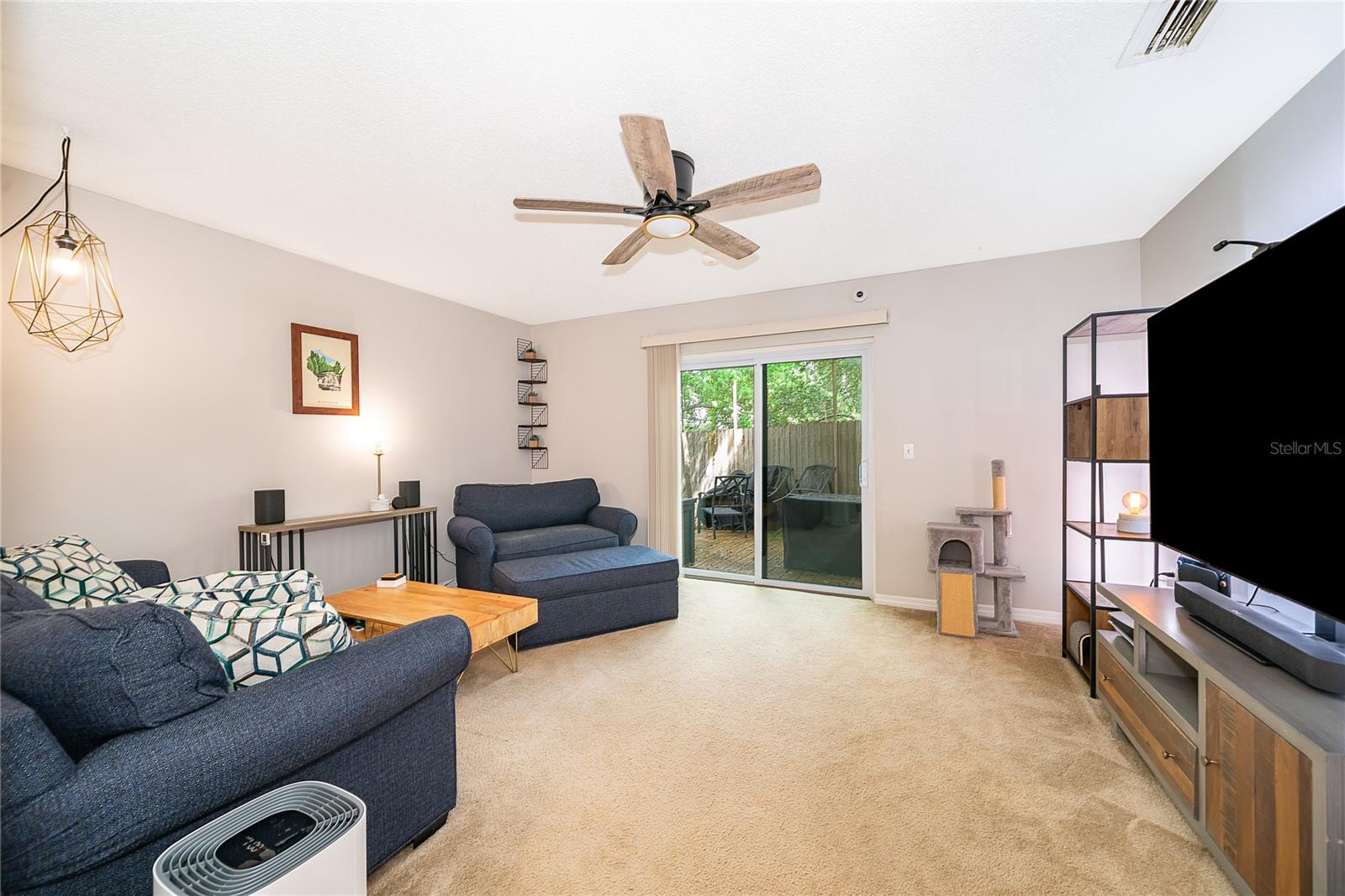 1073 LOVE LN #1, APOPKA, FL, 32703