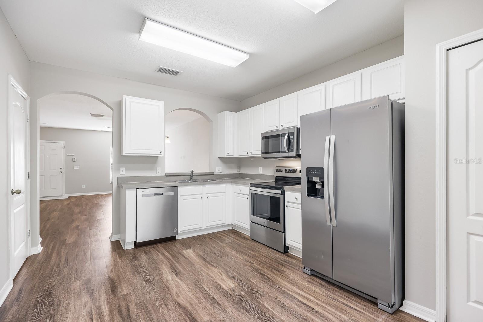 5890 FISHHAWK RIDGE DR, LITHIA, FL, 33547