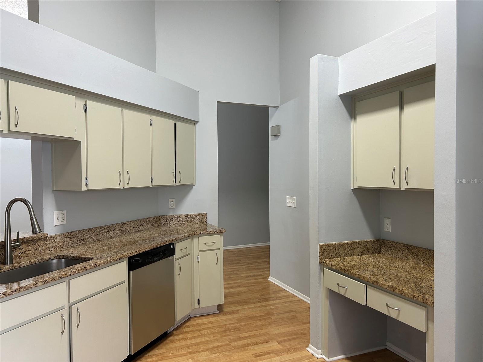 8718 IMPERIAL CT, TAMPA, FL, 33635