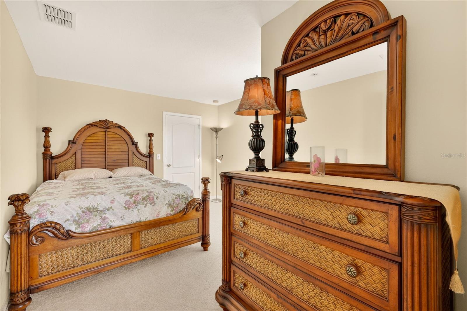 1323 PRIORY CIR, WINTER GARDEN, FL, 34787