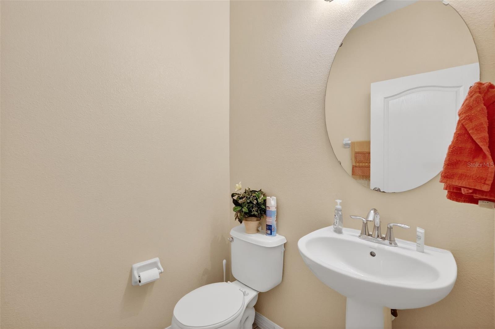 1323 PRIORY CIR, WINTER GARDEN, FL, 34787