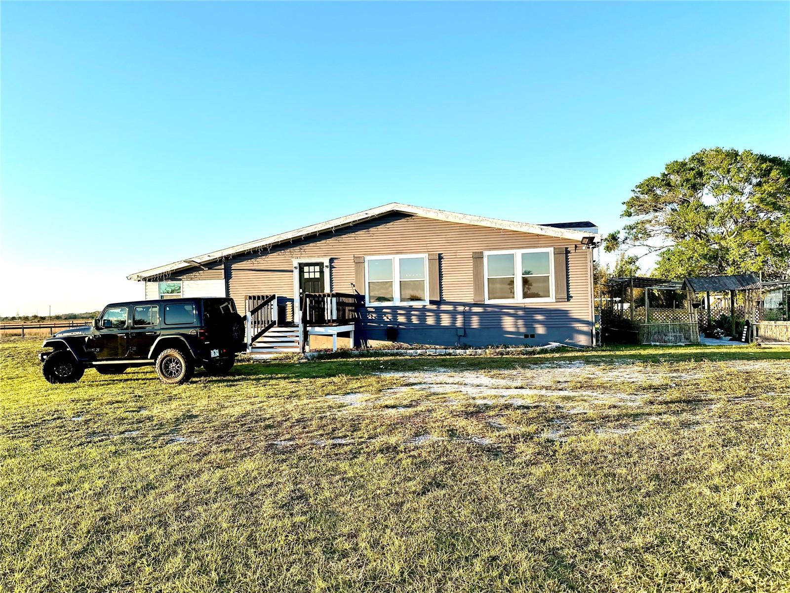 35495 SINGLETARY RD, MYAKKA CITY, FL, 34251