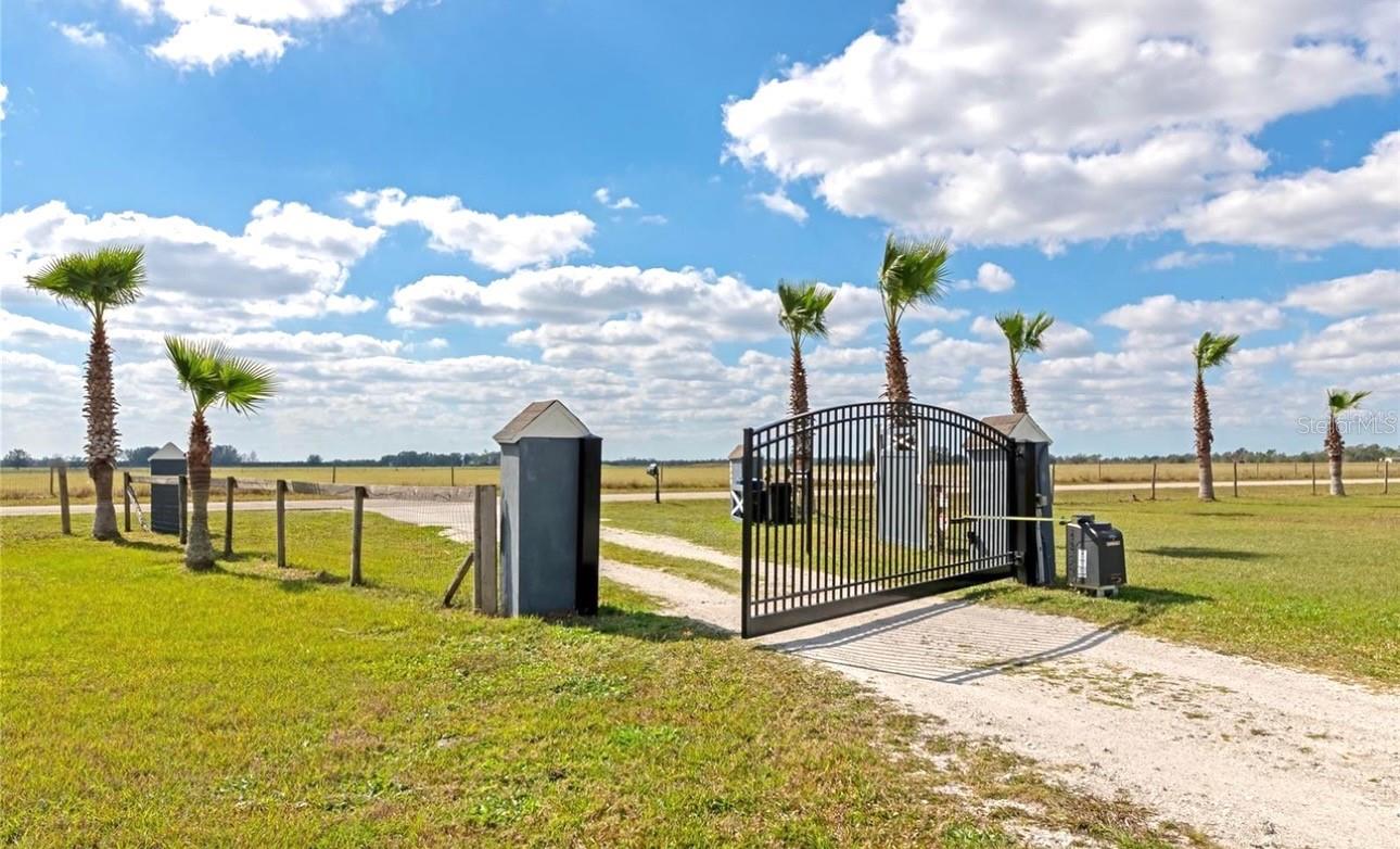 35495 SINGLETARY RD, MYAKKA CITY, FL, 34251