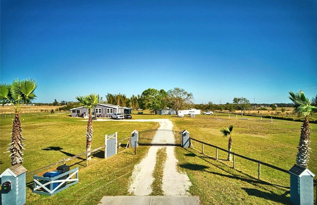 35495 SINGLETARY RD, MYAKKA CITY, FL, 34251