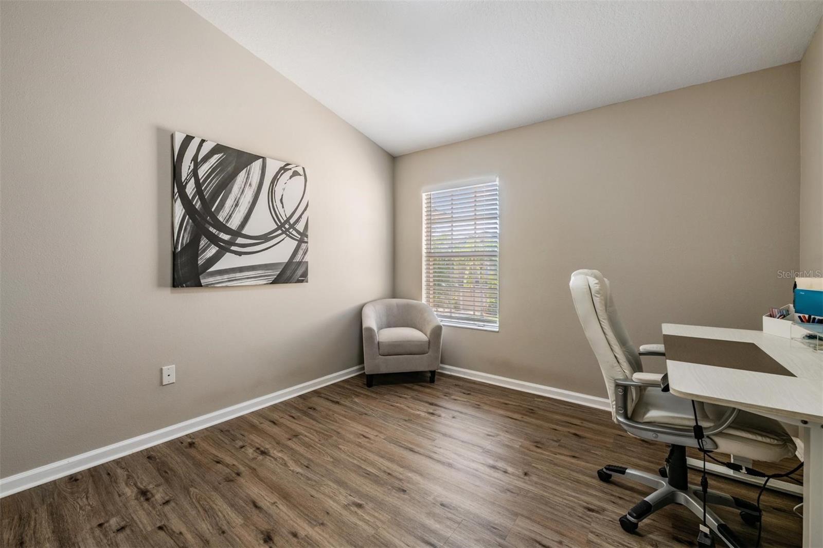 Bedroom2/Office with vaulted ceiling!