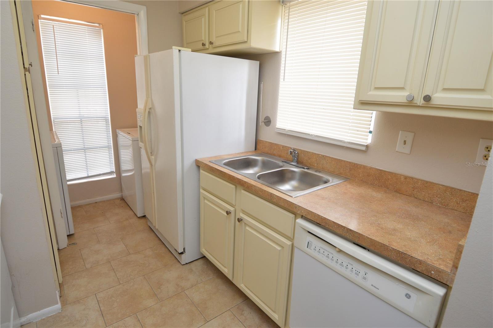 8756 MALLARD RESERVE DR #101, TAMPA, FL, 33614
