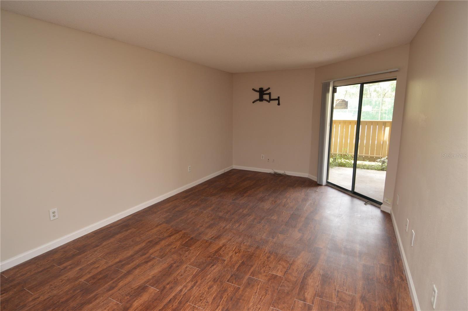8756 MALLARD RESERVE DR #101, TAMPA, FL, 33614