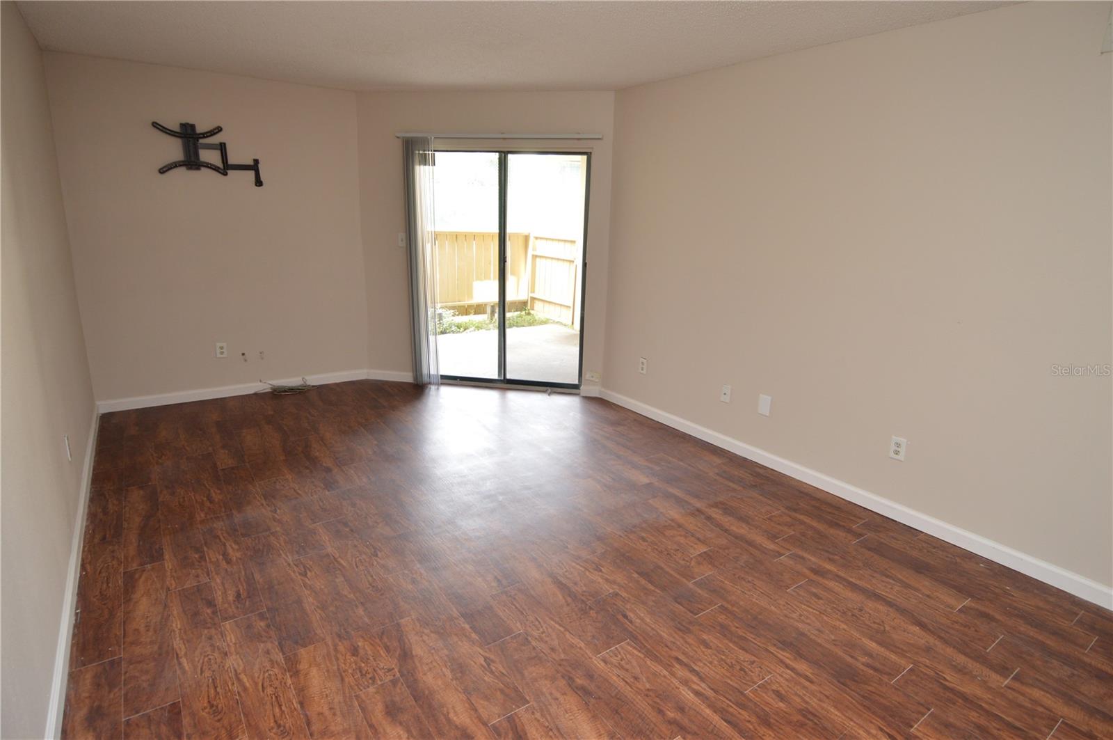8756 MALLARD RESERVE DR #101, TAMPA, FL, 33614