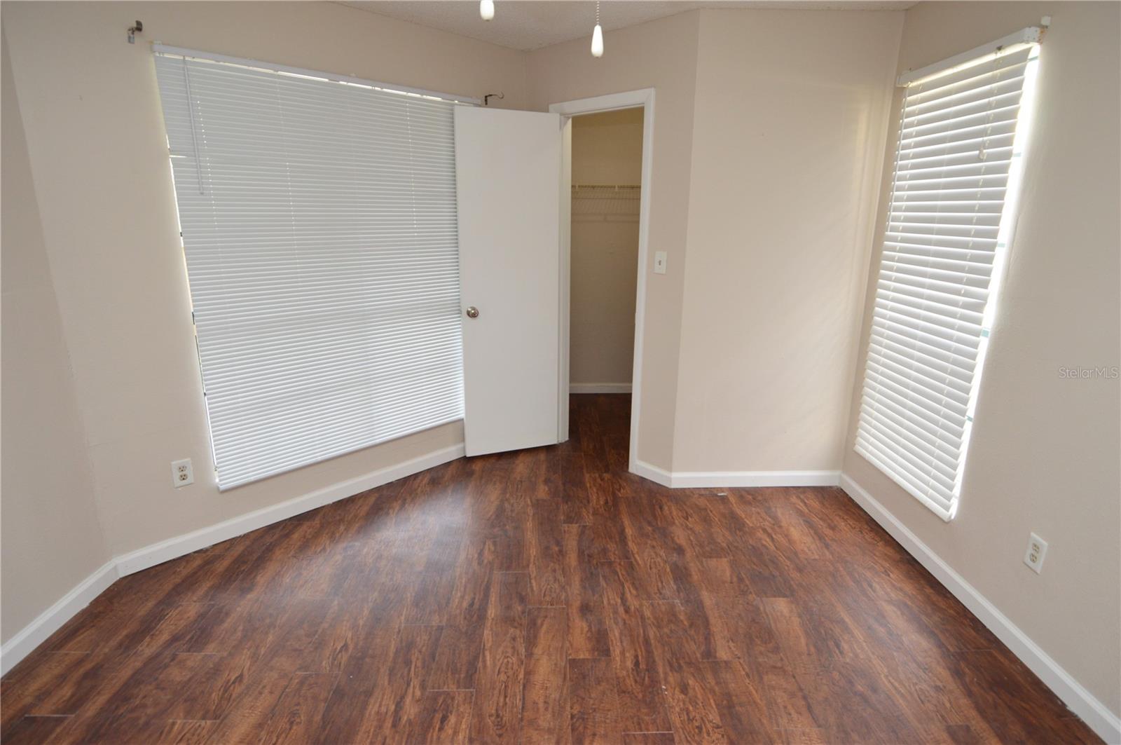 8756 MALLARD RESERVE DR #101, TAMPA, FL, 33614