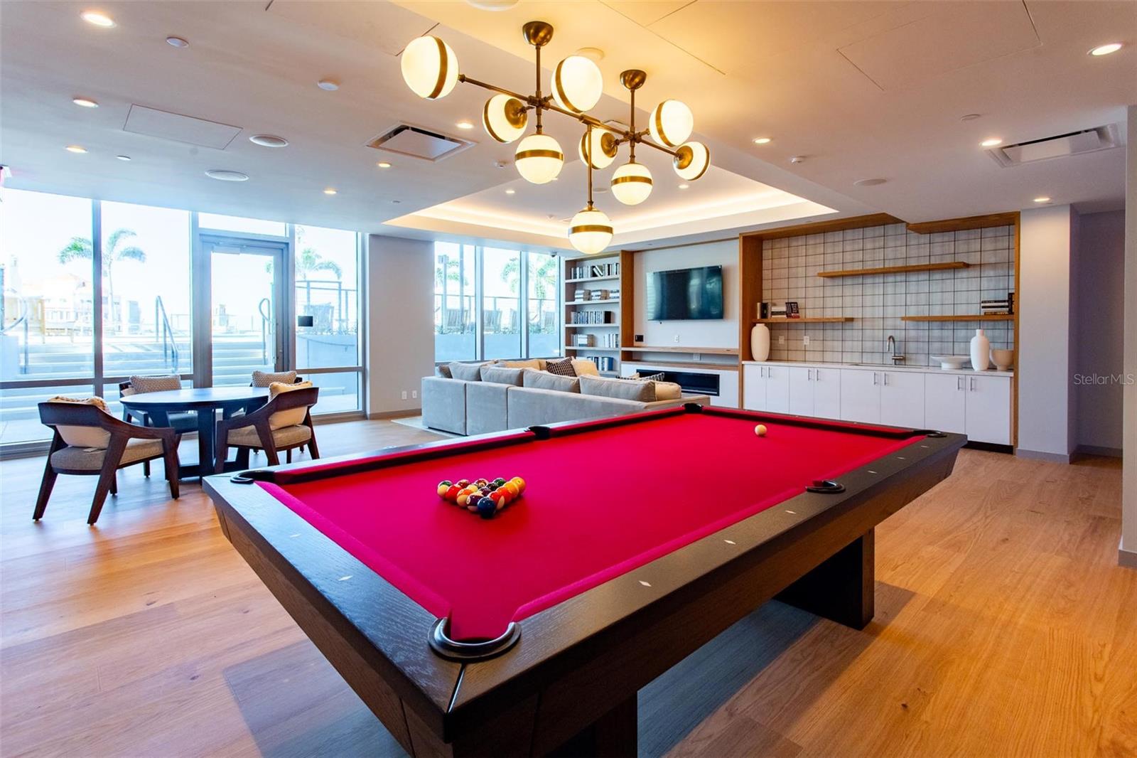 400 CENTRAL AVE #2001, ST PETERSBURG, FL, 33701