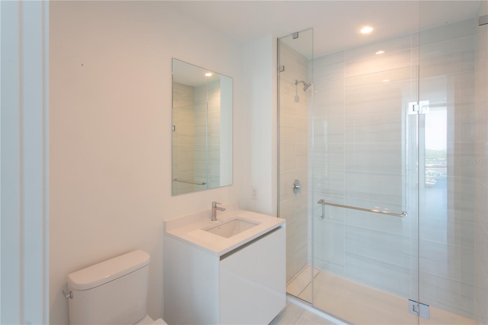 400 CENTRAL AVE #2001, ST PETERSBURG, FL, 33701