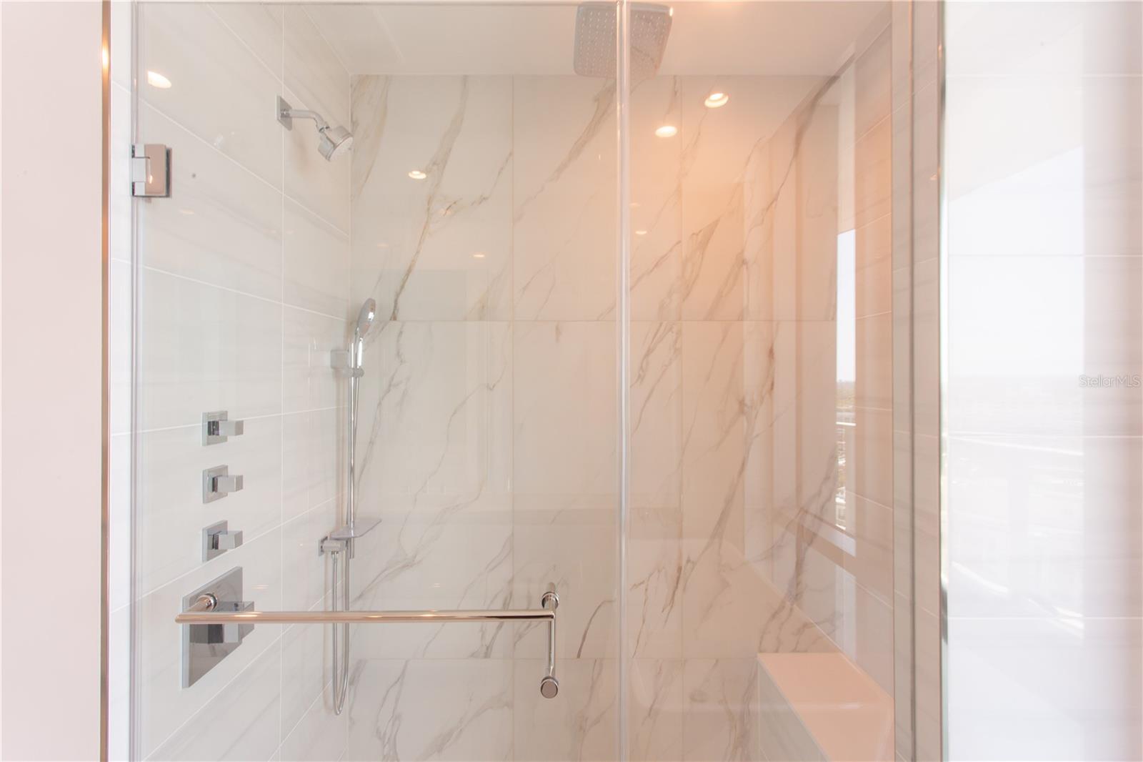 400 CENTRAL AVE #2001, ST PETERSBURG, FL, 33701