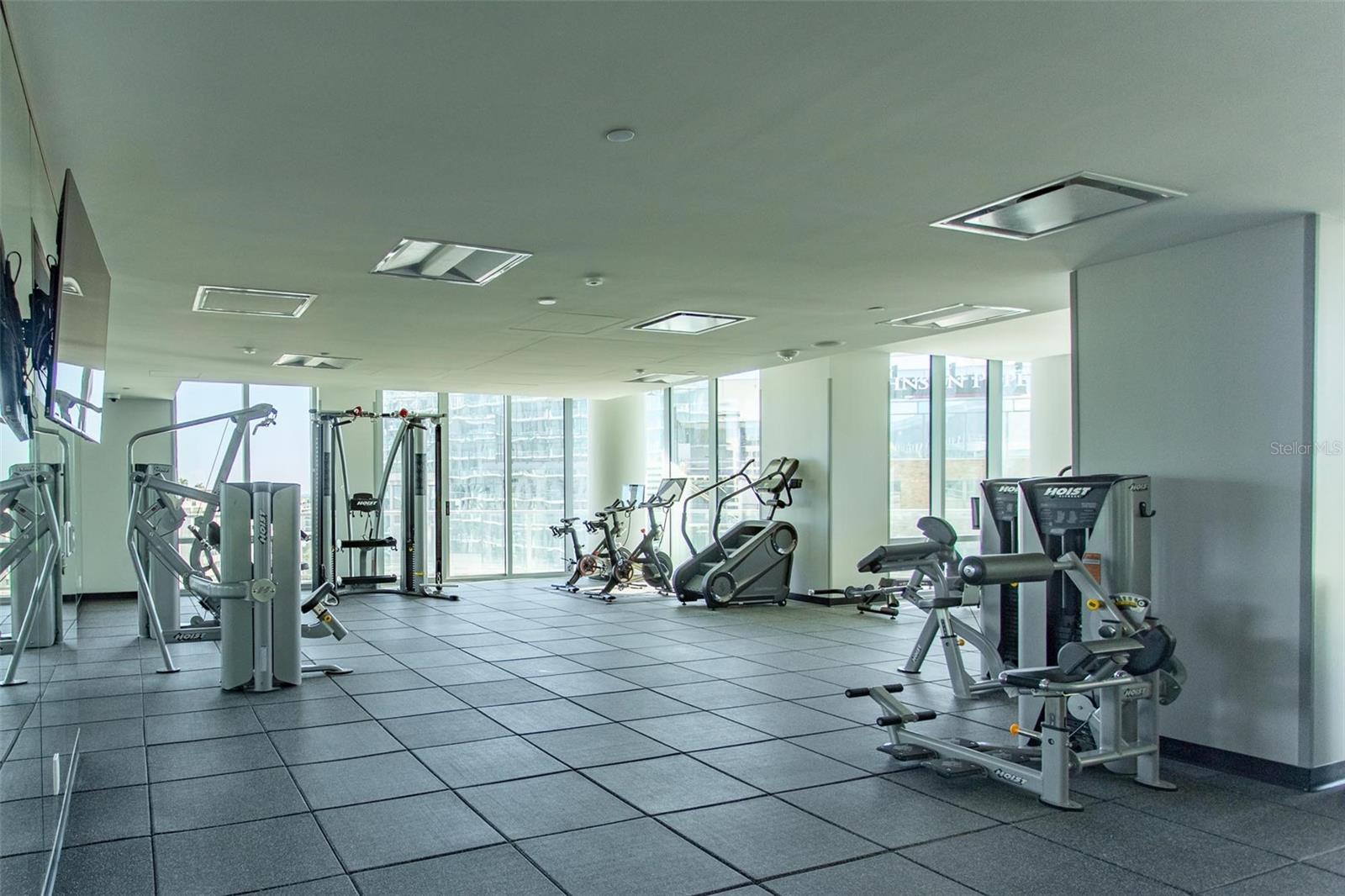 400 CENTRAL AVE #2001, ST PETERSBURG, FL, 33701