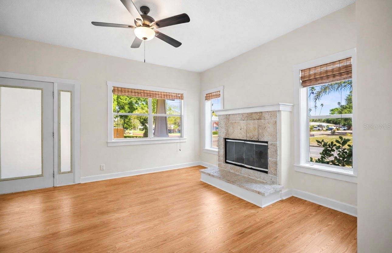 1777 BAYSHORE BLVD, DUNEDIN, FL, 34698