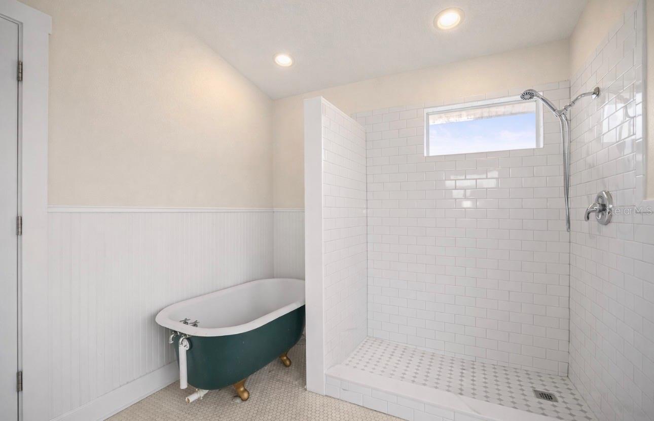 1777 BAYSHORE BLVD, DUNEDIN, FL, 34698
