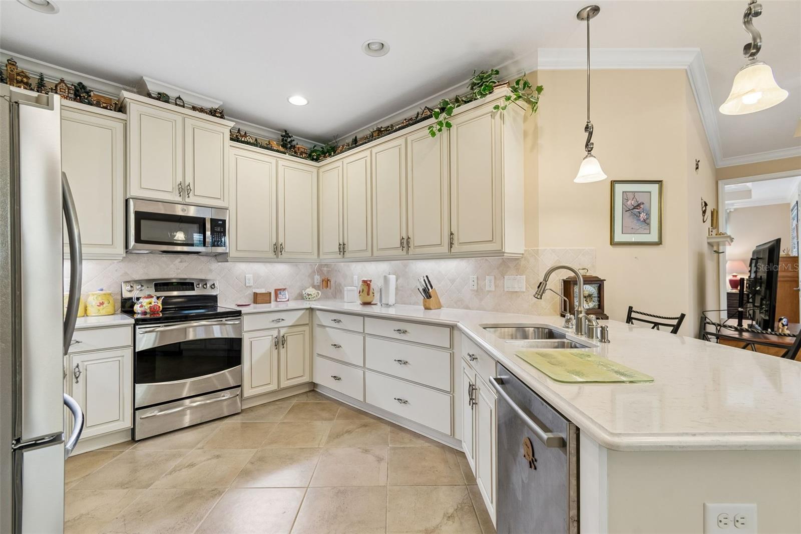 2306 OAKLEY GREEN DR #62, SUN CITY CENTER, FL, 33573