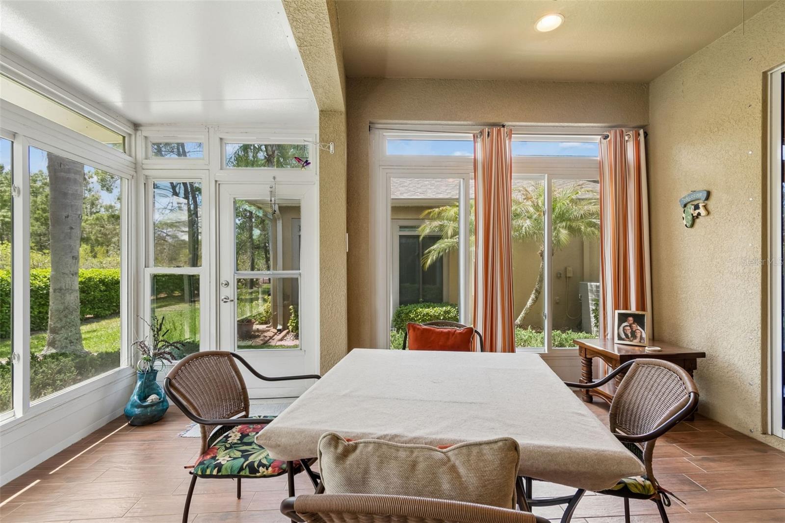 2306 OAKLEY GREEN DR #62, SUN CITY CENTER, FL, 33573